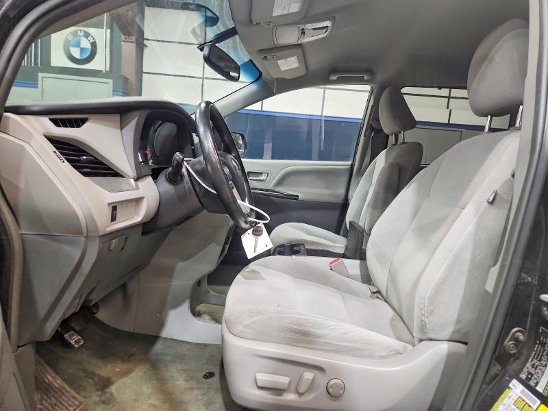 74405555 :رقم المزاد ، 5TDJK3DC3FS119364 vin ، 2015 Toyota Sienna Le مزاد بيع