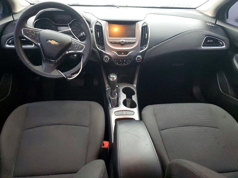 98370575 :رقم المزاد ، 1G1BE5SM1J7141829 vin ، 2018 Chevrolet Cruze مزاد بيع