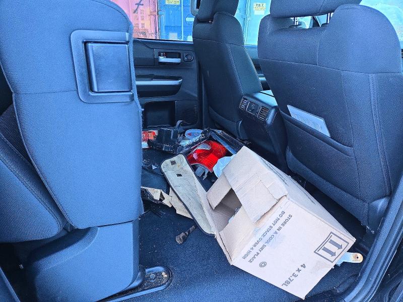 Продаж на аукціоні авто 2015 Toyota Tundra, vin: 5TFDY5F12FX477164, номер лоту: 97845925