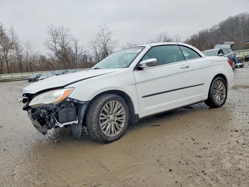 98229645 :رقم المزاد ، 1C3BCBFG8DN584158 vin ، 2013 Chrysler 200 مزاد بيع