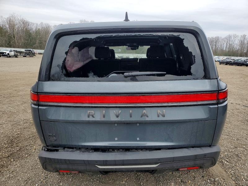 99208915 :رقم المزاد ، 7PDSGBBA4SN073036 vin ، 2025 Rivian R1s مزاد بيع