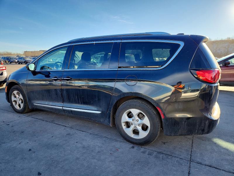 97680925 :رقم المزاد ، 2C4RC1EG2HR634633 vin ، 2017 Chrysler Pacifica مزاد بيع