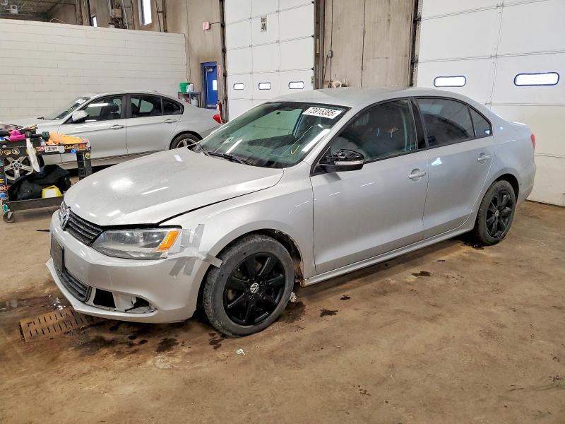 73915385 :رقم المزاد ، 3VWD17AJXEM246277 vin ، 2014 Volkswagen Jetta مزاد بيع