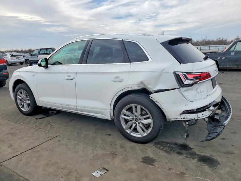 Продаж на аукціоні авто 2022 Audi Q5, vin: WA1GAAFY1N2055741, номер лоту: 98859195