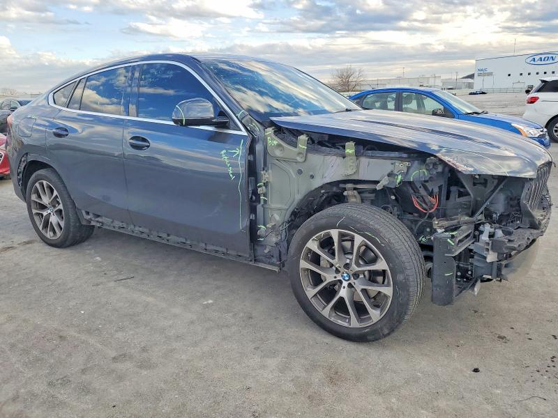 72185675 :رقم المزاد ، 5UXCY4C09M9D88499 vin ، 2021 Bmw X6 مزاد بيع