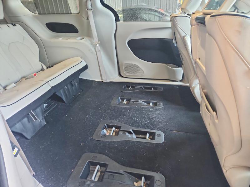 Продаж на аукціоні авто 2018 Chrysler Pacifica, vin: 2C4RC1N70JR213144, номер лоту: 99909605