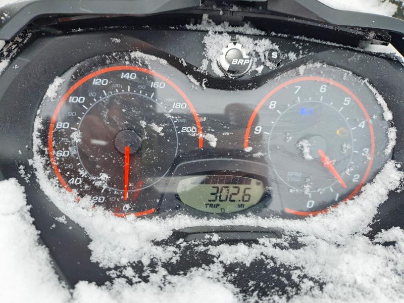 72699815 :رقم المزاد ، 2BPSUFKB3KV000010 vin ، 2019 Ski Doo Renegade مزاد بيع