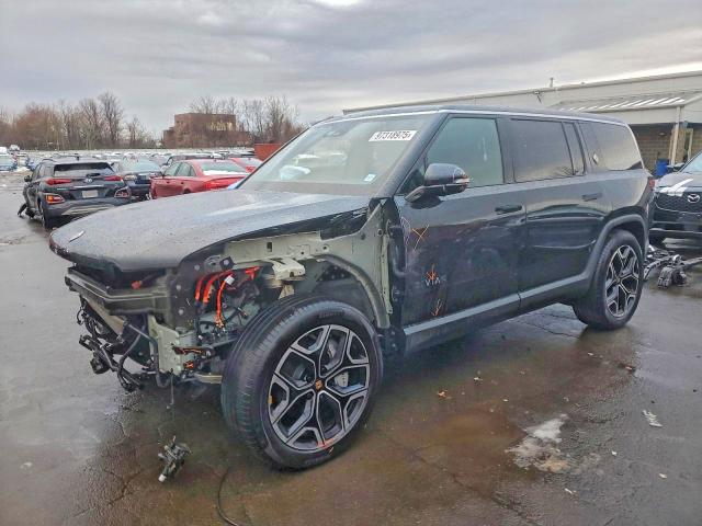 56053916 :رقم المزاد ، 7PDSGBBA0SN052877 vin ، 2025 Rivian R1s مزاد بيع