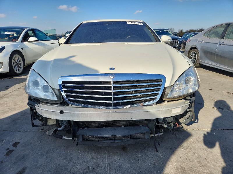 2009 Mercedes-benz S მანქანა იყიდება აუქციონზე, vin: WDDNG77X39A268521, აუქციონის ნომერი: 74421205