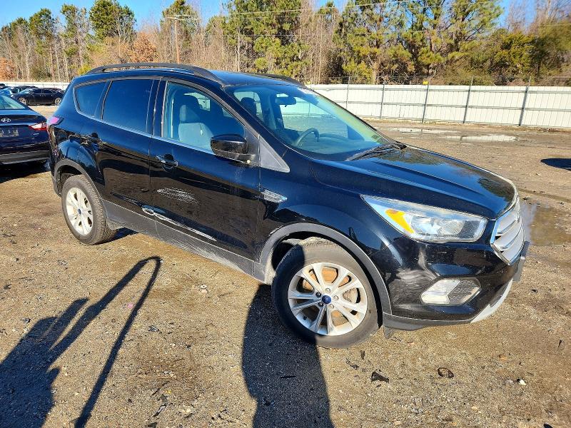 Aukcja sprzedaży 2018 Ford Escape Se, vin: 1FMCU0GD8JUB19365, numer aukcji: 73671985