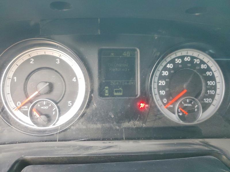 98133535 :رقم المزاد ، 3C7WRNBL1DG595272 vin ، 2013 Ram 5500 مزاد بيع