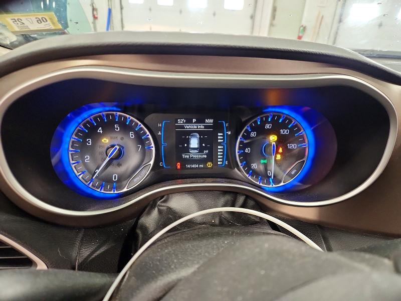 2017 Chrysler Pacifica T მანქანა იყიდება აუქციონზე, vin: 2C4RC1BG4HR653947, აუქციონის ნომერი: 73690845