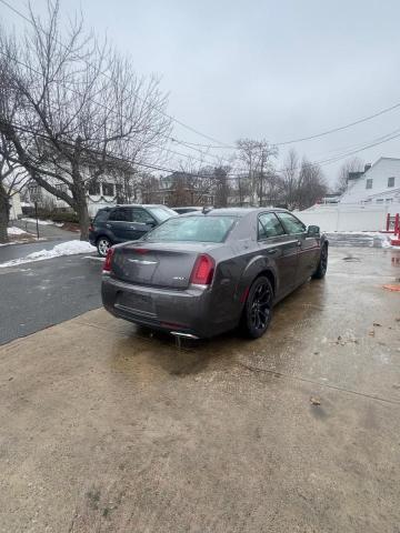 2020 Chrysler 300 S მანქანა იყიდება აუქციონზე, vin: 2C3CCABG5LH158682, აუქციონის ნომერი: 72383465