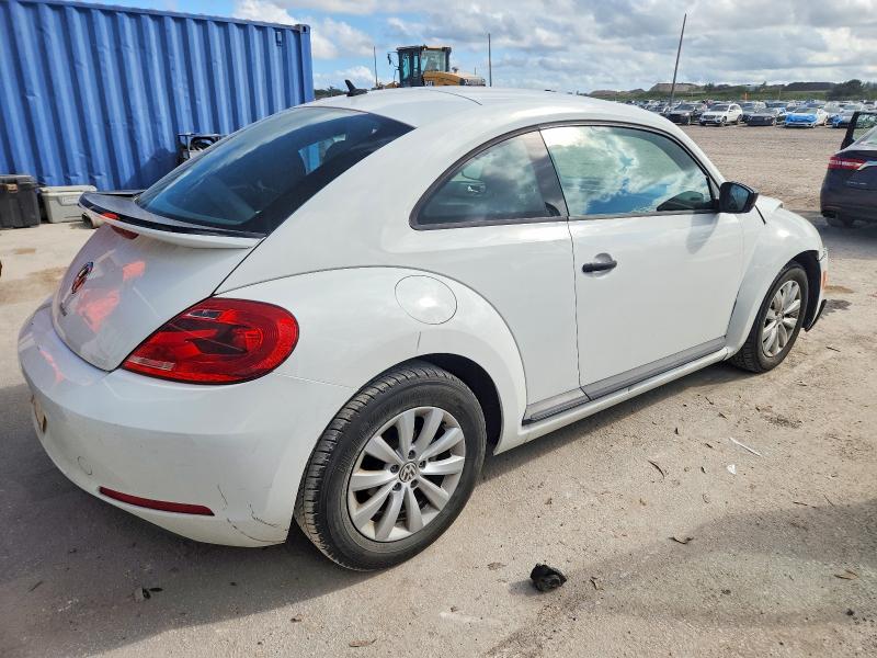2016 Volkswagen Beetle მანქანა იყიდება აუქციონზე, vin: 3VWF17AT1GM635886, აუქციონის ნომერი: 75358105
