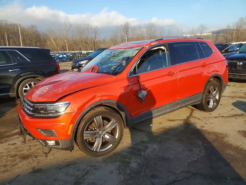 Продажа на аукционе авто 2018 Volkswagen Tiguan, vin: 3VV4B7AX4JM218880, номер лота: 72183165
