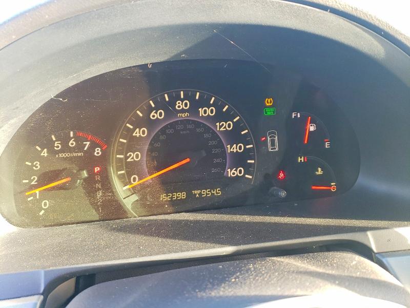 72915785 :رقم المزاد ، 5FNRL3H61AB083028 vin ، 2010 Honda Odyssey مزاد بيع