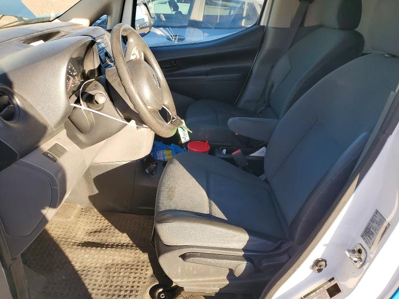 72216325 :رقم المزاد ، 3N6CM0KN8FK731705 vin ، 2015 Nissan Nv200 مزاد بيع