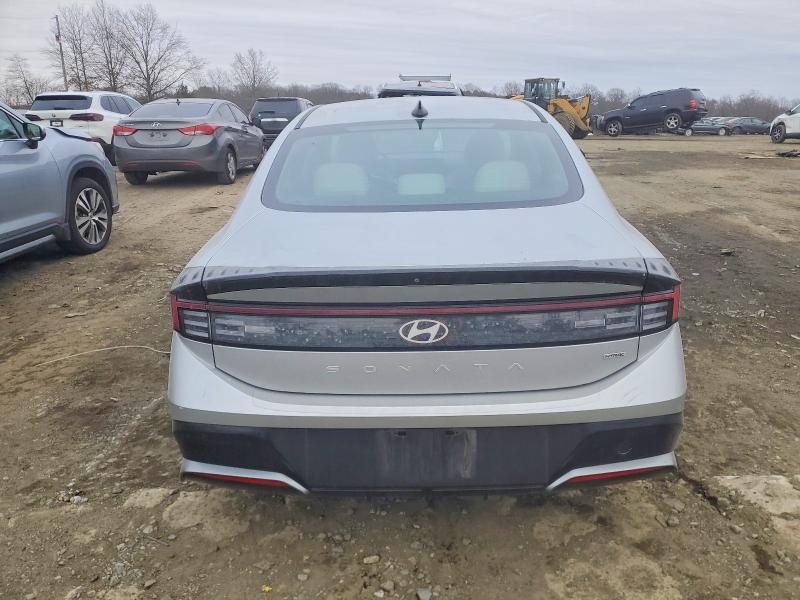 2024 Hyundai Sonata Sel მანქანა იყიდება აუქციონზე, vin: KMHL64JA4RA372258, აუქციონის ნომერი: 99313175
