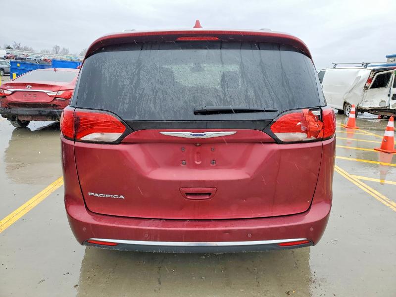73395675 :رقم المزاد ، 2C4RC1BG9KR650968 vin ، 2019 Chrysler Pacifica مزاد بيع