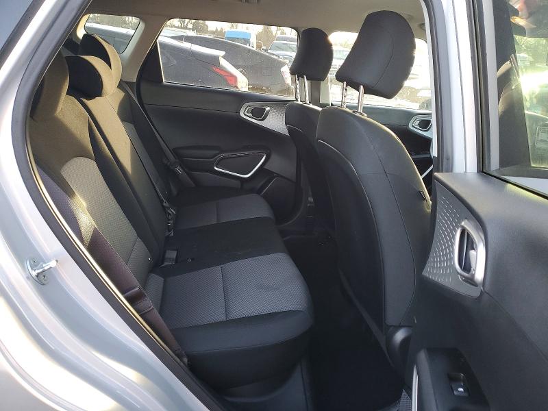 72668155 :رقم المزاد ، KNDJ23AU6L7716429 vin ، 2020 Kia Soul مزاد بيع