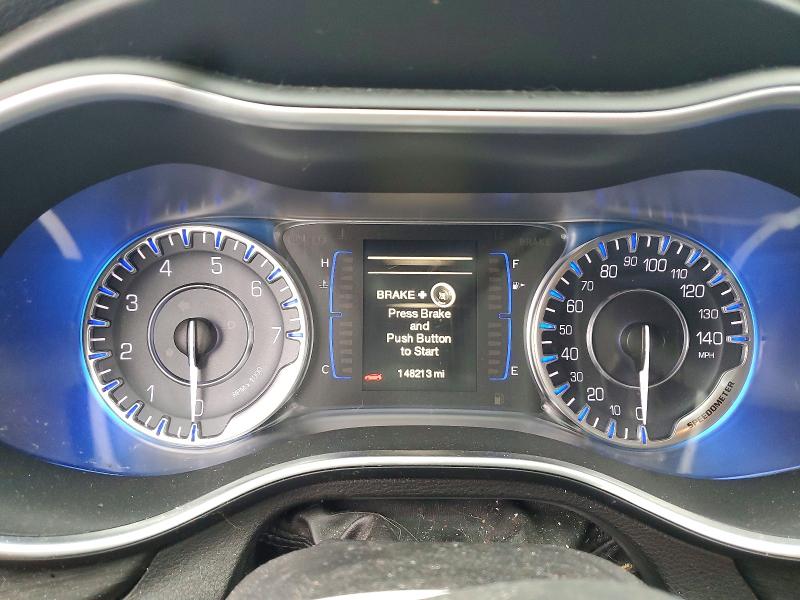 Продаж на аукціоні авто 2015 Chrysler 200, vin: 1C3CCCAB8FN526642, номер лоту: 98195985