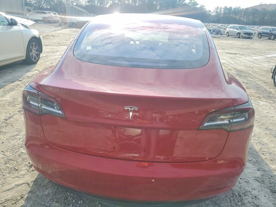 75427835 :رقم المزاد ، 5YJ3E1EA4JF007090 vin ، 2018 Tesla Model 3 مزاد بيع