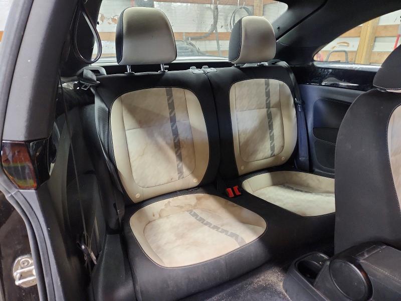Aukcja sprzedaży 2018 Volkswagen Beetle, vin: 3VWFD7ATXJM706002, numer aukcji: 74003145