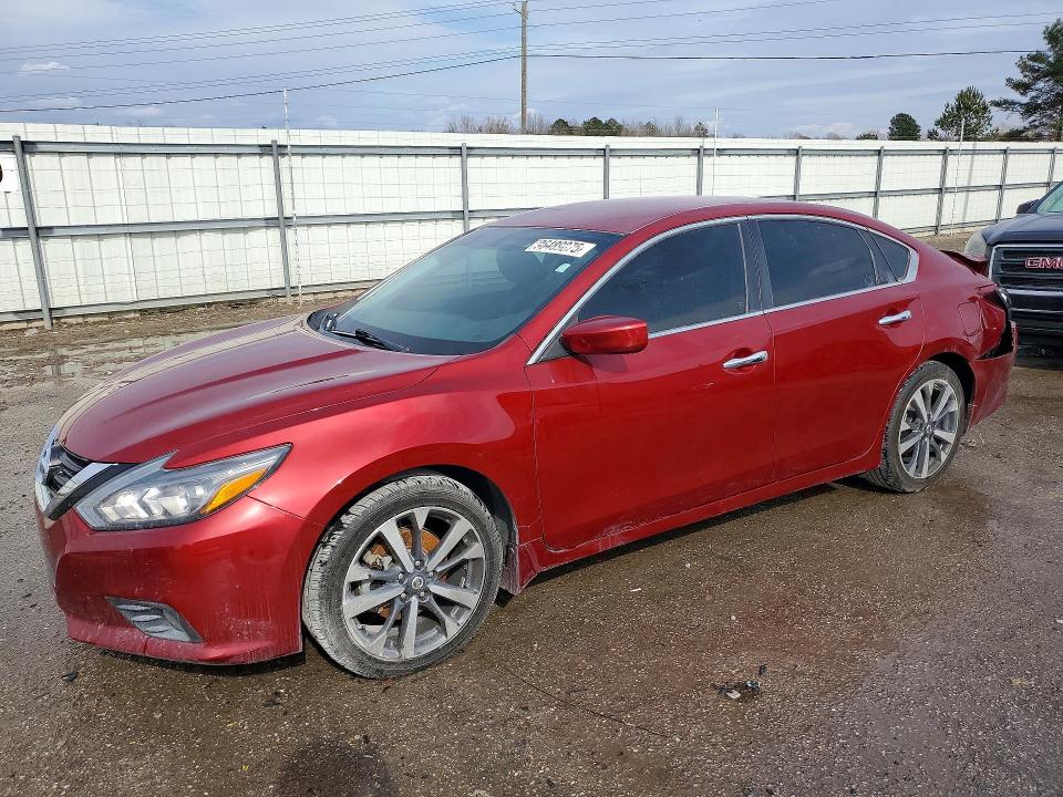 96489875 :رقم المزاد ، 1N4AL3AP1HC498640 vin ، 2017 Nissan Altima مزاد بيع