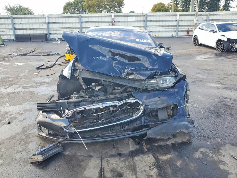 Продажа на аукционе авто 2016 Tesla Model S, vin: 5YJSA1E28GF131971, номер лота: 72927135