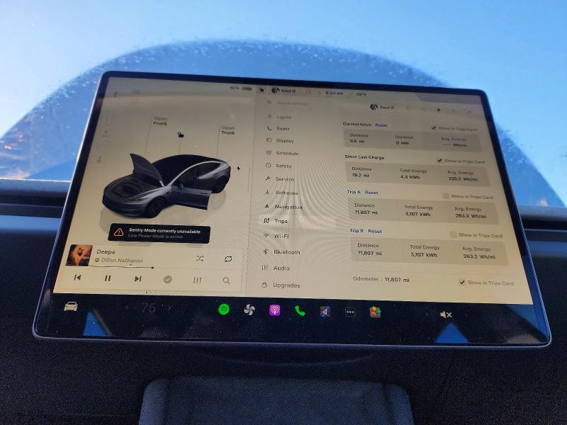98912875 :رقم المزاد ، 5YJ3E1EAXSF877816 vin ، 2025 Tesla Model 3 مزاد بيع
