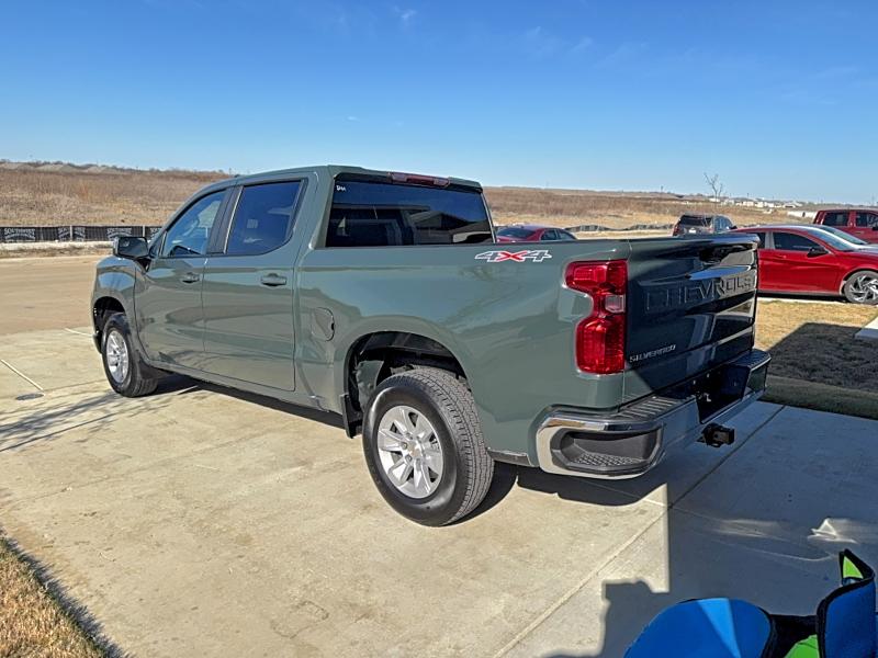 Продажа на аукционе авто 2025 Chevrolet Silverado, vin: 1GCUKDED8SZ171415, номер лота: 73893425