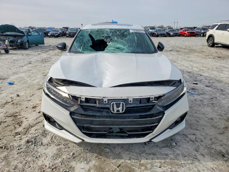 Продаж на аукціоні авто 2022 Honda Accord, vin: 1HGCV2F34NA025532, номер лоту: 74560075