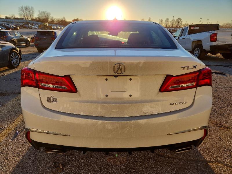 Продажа на аукционе авто 2018 Acura Tlx Tech, vin: 19UUB3F54JA001598, номер лота: 99632195