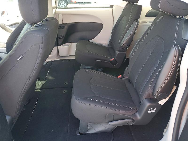 74461445 :رقم المزاد ، 2C4RC1CG3RR195091 vin ، 2024 Chrysler Voyager مزاد بيع