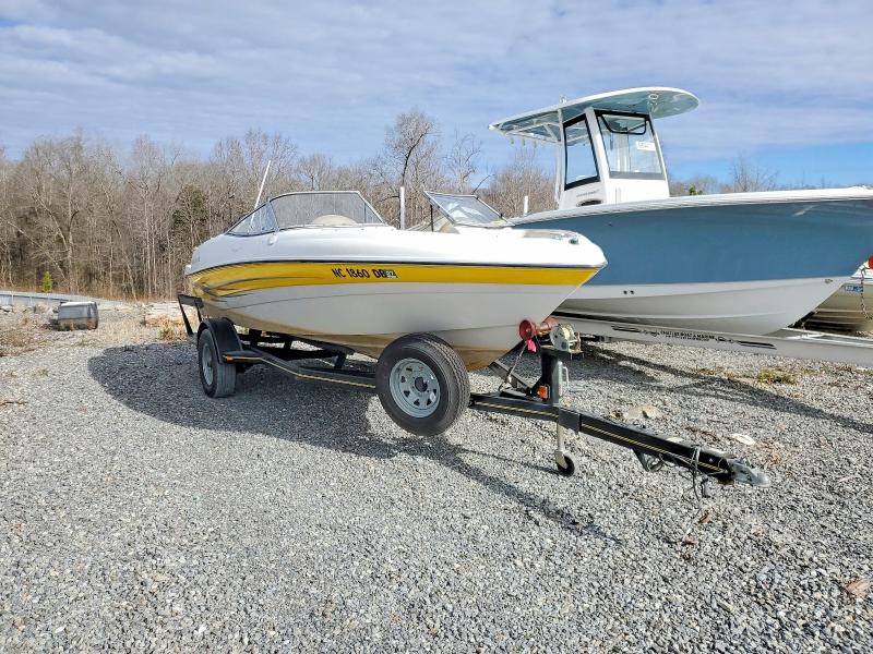 2005 Four Winns Boat W/tra მანქანა იყიდება აუქციონზე, vin: GFNME282K405, აუქციონის ნომერი: 73324855