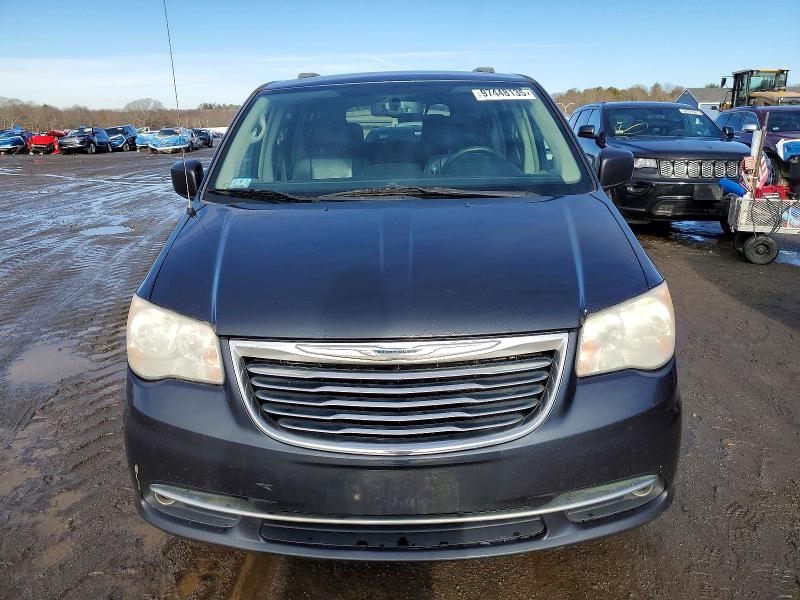 2014 Chrysler Town & Country მანქანა იყიდება აუქციონზე, vin: 2C4RC1BGXER326500, აუქციონის ნომერი: 97448135