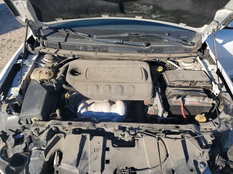73401185 :رقم المزاد ، 1C3CCCAB0FN682965 vin ، 2015 Chrysler 200 مزاد بيع