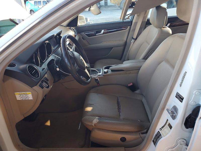 Продажа на аукционе авто 2013 Mercedes-benz C, vin: WDDGF4HB2DA780034, номер лота: 73105425