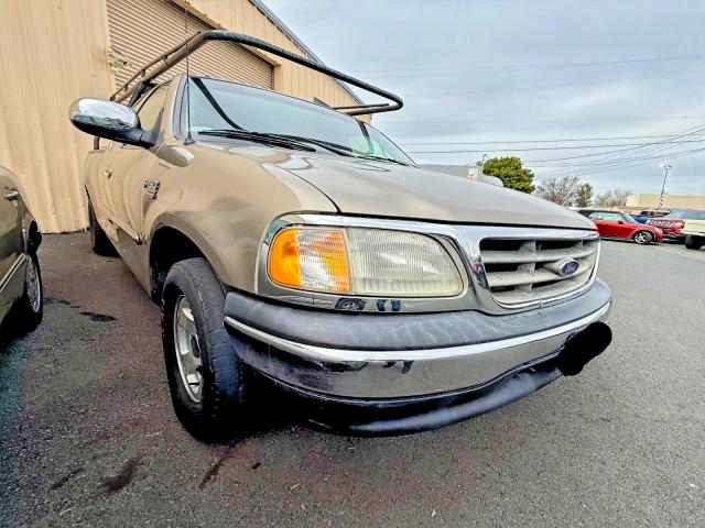 2001 Ford F150 მანქანა იყიდება აუქციონზე, vin: 1FTRX17L81NA76272, აუქციონის ნომერი: 73008985