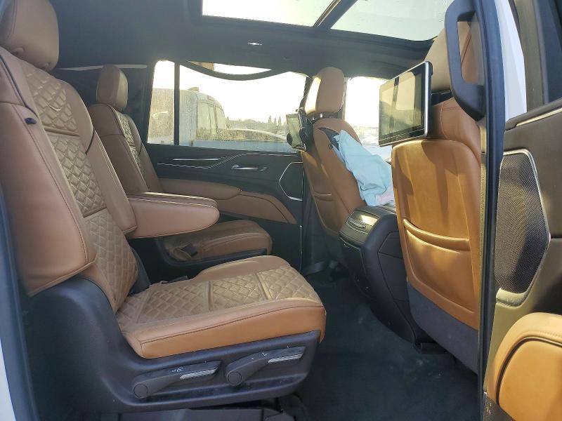75483215 :رقم المزاد ، 1GYS4KKL5NR265798 vin ، 2022 Cadillac Escalade E مزاد بيع