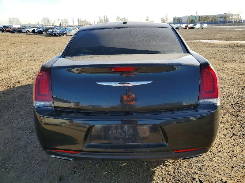 Продажа на аукционе авто 2016 Chrysler 300 S, vin: 2C3CCABG0GH170275, номер лота: 73941275
