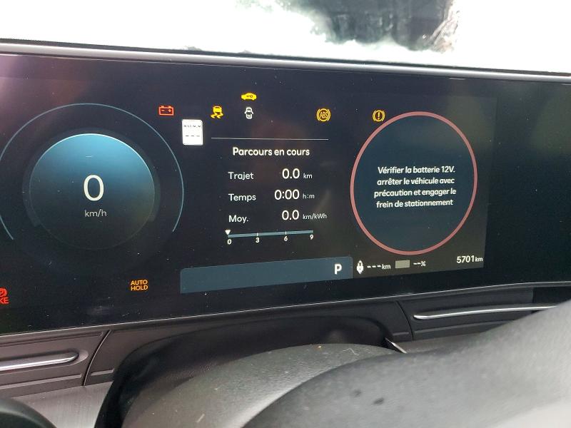 Продажа на аукционе авто 2025 Hyundai Kona, vin: KM8HC3A63SU027439, номер лота: 98226405