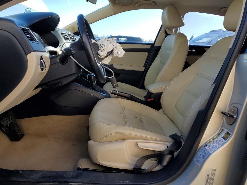 73440405 :رقم المزاد ، 3VWDX7AJ6CM305921 vin ، 2012 Volkswagen Jetta Se مزاد بيع