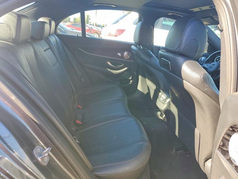 2018 Mercedes-benz E 300 მანქანა იყიდება აუქციონზე, vin: WDDZF4JB5JA335625, აუქციონის ნომერი: 99332895