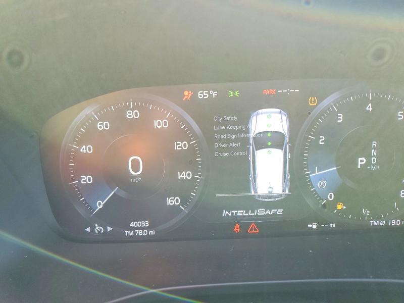 73046165 :رقم المزاد ، YV4162UK8L2267483 vin ، 2020 Volvo Xc40 T5 Mo مزاد بيع