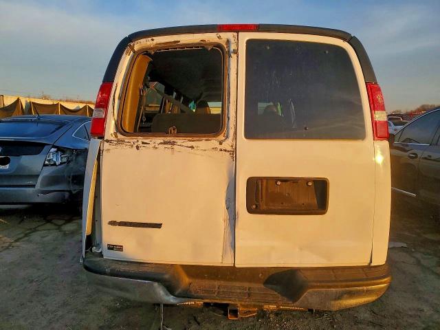 2017 Chevrolet Express G3500 მანქანა იყიდება აუქციონზე, vin: 1GAZGPFG7H1194959, აუქციონის ნომერი: 99876085