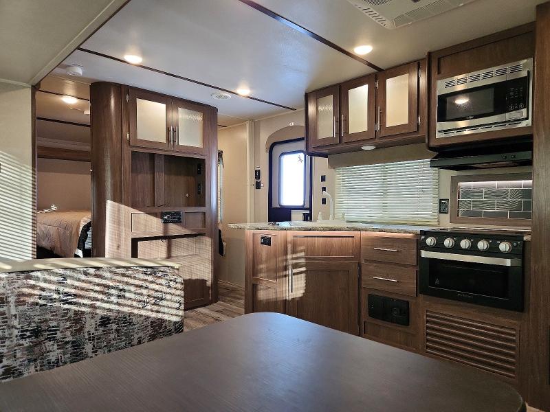 Продажа на аукционе авто 2019 Keystone Hideout, vin: 4YDT27423K7245278, номер лота: 75607365