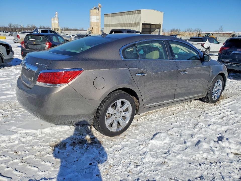 2011 Buick Lacrosse მანქანა იყიდება აუქციონზე, vin: 1G4GC5ED8BF168530, აუქციონის ნომერი: 74808585