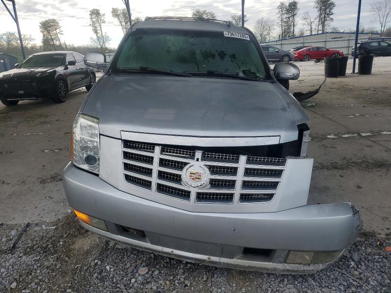 2013 Cadillac Escalade მანქანა იყიდება აუქციონზე, vin: 1GYS4BEF4DR164904, აუქციონის ნომერი: 73617285