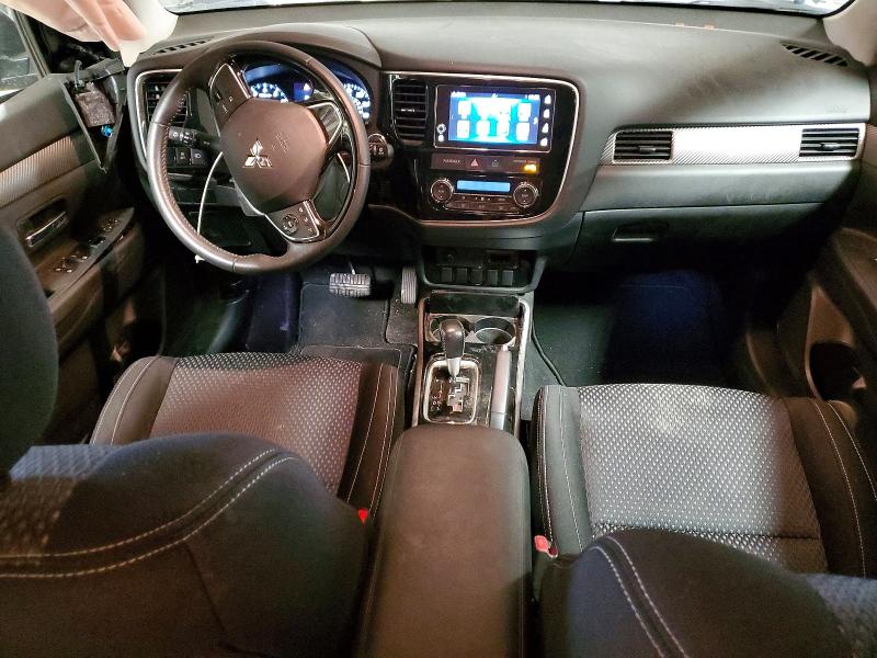 Продаж на аукціоні авто 2018 Mitsubishi Outlander, vin: JA4AD3A33JZ048733, номер лоту: 74450245